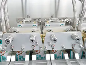 Servo Driven Rollstock Stand-Up Pouch Packaging Machine, 4-Nozzle Filling